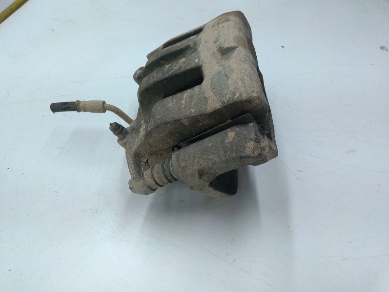 Recambio de pinza freno delantera izquierda para nissan np300 pickup (d22) 2.5 dci 4x4 referencia OEM IAM   