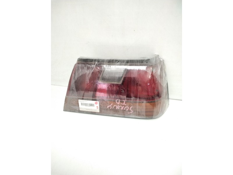 Recambio de piloto trasero derecho para » otros... premium 370 26 g 6x2 referencia OEM IAM IKI 4443 R PILOTO TRAS.D. NIS SUNNY 3