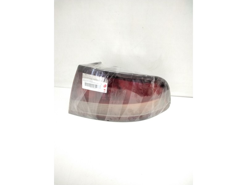 Recambio de piloto trasero derecho para mitsubishi galant berlina (e30) 1.8 cat referencia OEM IAM 0431612 R  103395