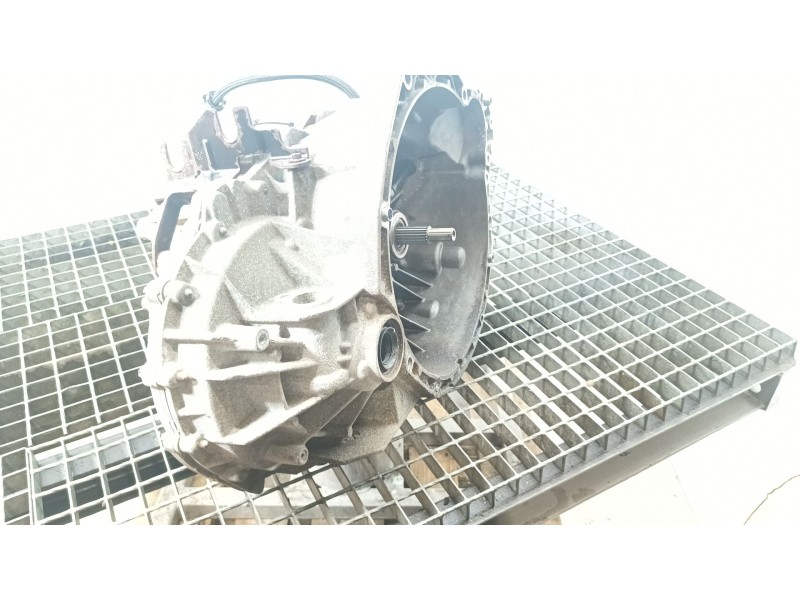 Recambio de caja cambios para renault master ii furgoneta (fd) 2.2 dci 90 referencia OEM IAM PF6004  