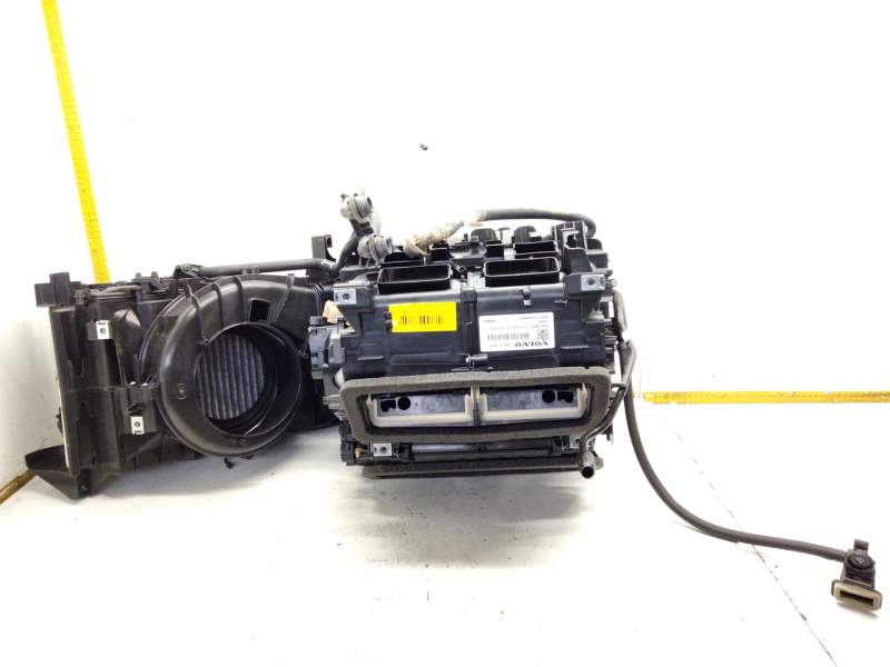 Recambio de calefaccion entera normal para volvo xc60 ii (246) b4 mild-hybrid awd referencia OEM IAM P32275610  