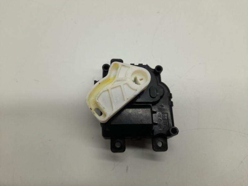 Recambio de motor de trampillas para isuzu d-max iii (tfr, tfs) 1.9 ddi (tfr87j, tfr87) referencia OEM IAM   