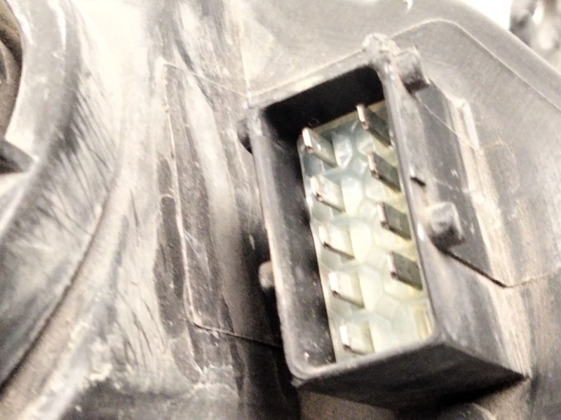 Recambio de faro izquierdo para opel corsa d (s07) 1.3 cdti (l08, l68) referencia OEM IAM 13392705  