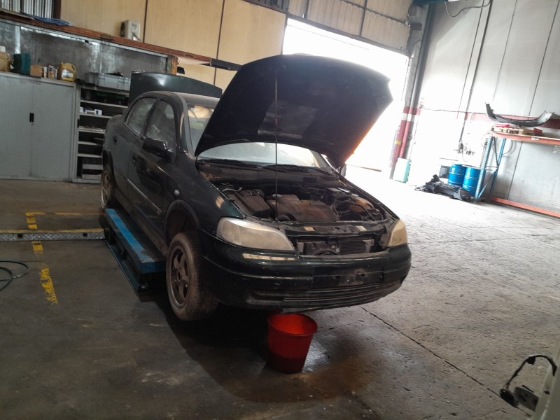 opel astra g sedán (t98) del año 1998