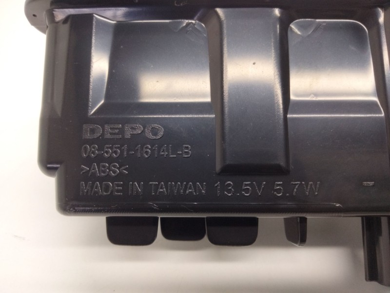 Recambio de piloto delantero izquierdo para renault clio iii (br0/1, cr0/1) 1.2 16v referencia OEM IAM 5511614LAE  