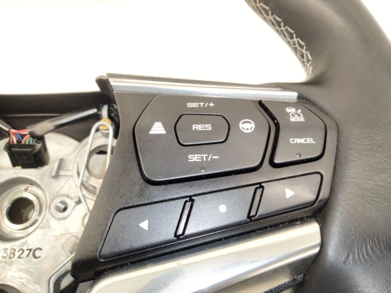 Recambio de volante para isuzu d-max iii (tfr, tfs) 1.9 ddi (tfr87j, tfr87) referencia OEM IAM   