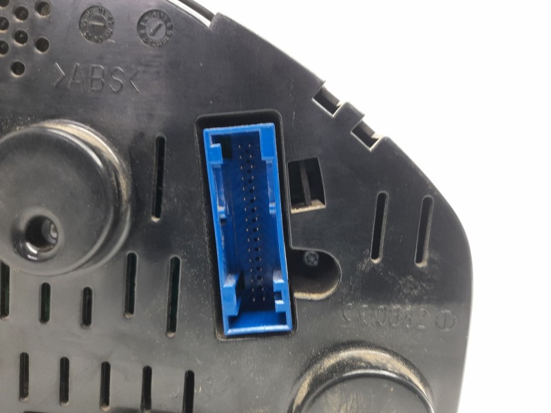 Recambio de cuadro instrumentos para volkswagen transporter t5 autobús (7hb, 7hj, 7eb, 7ej) 1.9 tdi referencia OEM IAM   