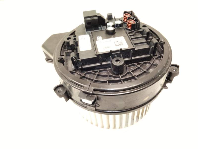 Recambio de motor calefaccion para volvo xc60 ii (246) b4 mild-hybrid awd referencia OEM IAM 0130309504  