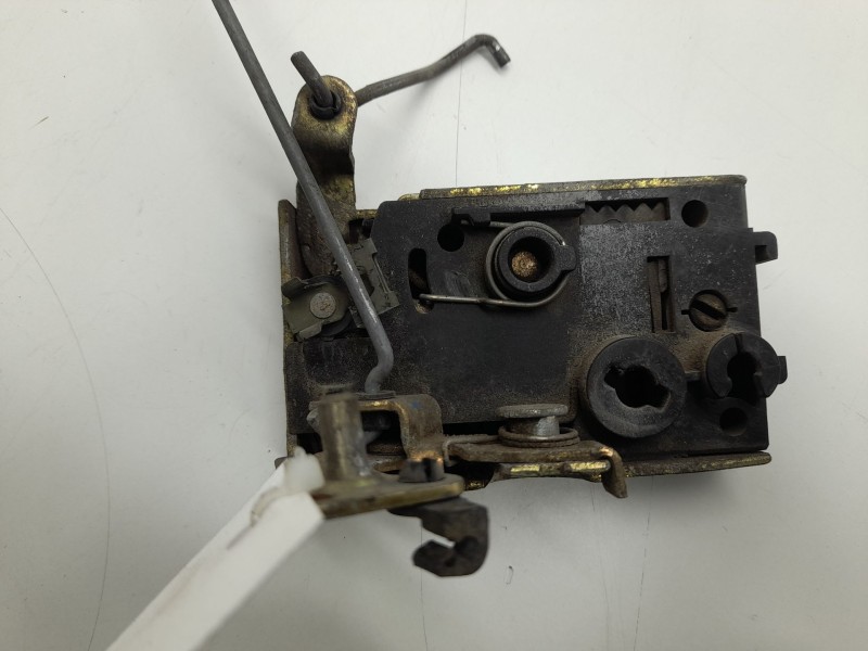 Recambio de cerradura puerta delantera izquierda para peugeot 106 ii (1a_, 1c_) 1.1 i referencia OEM IAM   