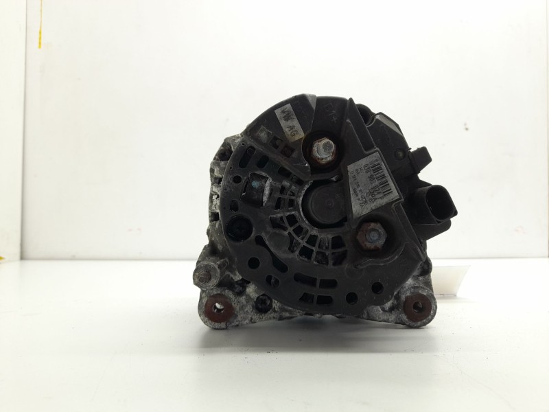 Recambio de alternador para volkswagen transporter t5 autobús (7hb, 7hj, 7eb, 7ej) 1.9 tdi referencia OEM IAM   