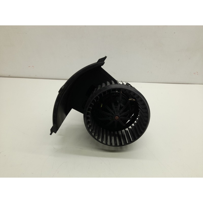 Recambio de motor calefaccion para volkswagen transporter t5 autobús (7hb, 7hj, 7eb, 7ej) 1.9 tdi referencia OEM IAM   