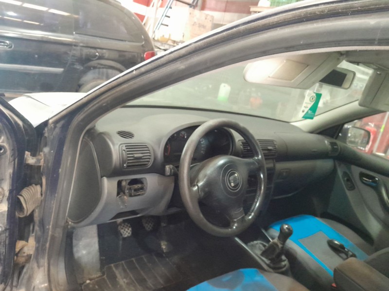 seat toledo ii (1m2) del año 2000