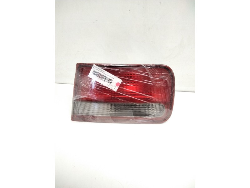 Recambio de piloto trasero central para honda accord berlina (cc/ce) 2.0 ls (cc7/ce8) referencia OEM IAM 236208R  