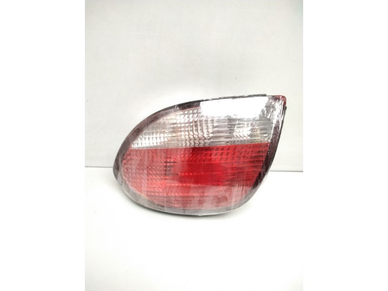 Recambio de piloto trasero derecho para hyundai coupe (rd) 1.6 fx xplod referencia OEM IAM 9240227510 R92402275 
