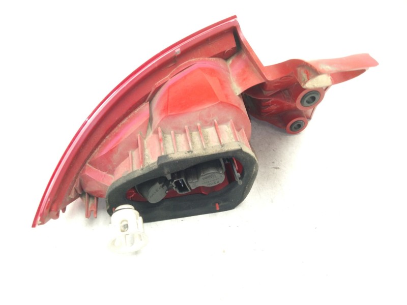 Recambio de piloto trasero derecho para seat leon (1p1) 1.6 tdi referencia OEM IAM 1P0945096F  