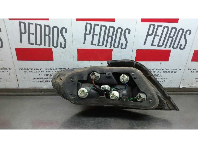 Recambio de piloto trasero derecho para hyundai lantra berlina (rd) 1.6 cat referencia OEM IAM R924021290  