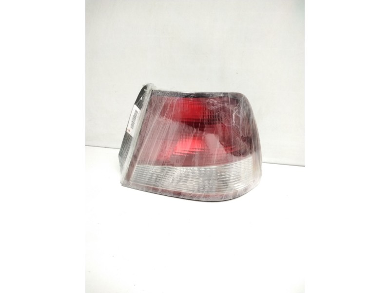 Recambio de piloto trasero derecho para » otros... premium 370 26 g 6x2 referencia OEM IAM R92402252  31404
