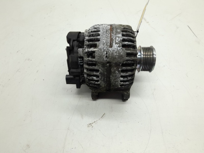 Recambio de alternador para seat leon (1p1) 2.0 tdi referencia OEM IAM 06F903023F  