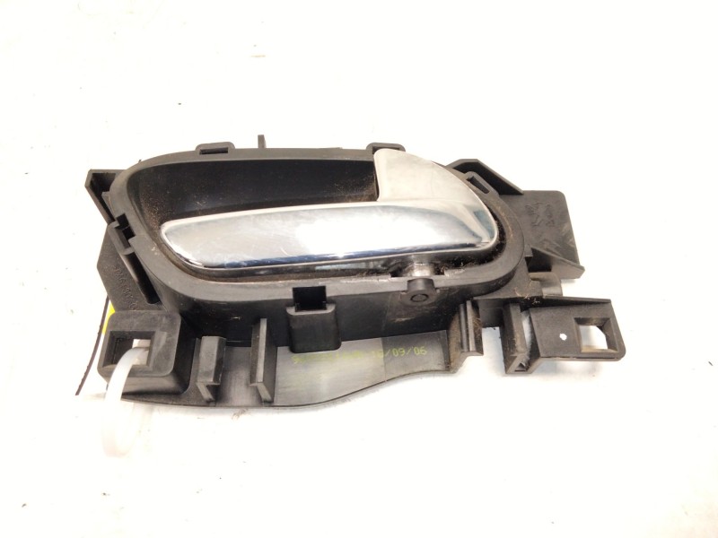Recambio de maneta interior trasera derecha para peugeot 207/207+ (wa_, wc_) 1.6 hdi referencia OEM IAM 96555516VD  