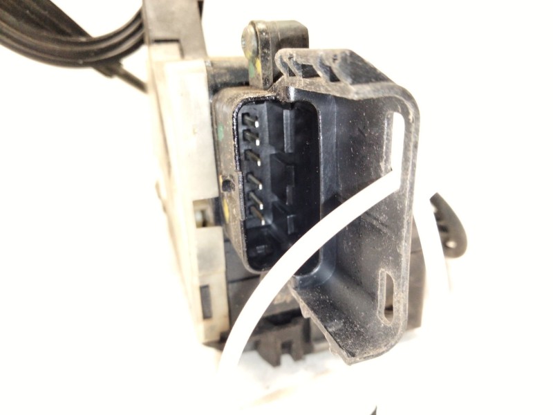 Recambio de cerradura puerta delantera izquierda para peugeot 207/207+ (wa_, wc_) 1.6 hdi referencia OEM IAM   