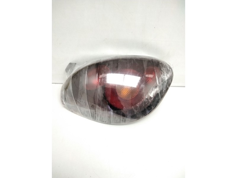 Recambio de piloto trasero izquierdo para fiat bravo (182) jtd 105 / 100 sx referencia OEM IAM 46538353  