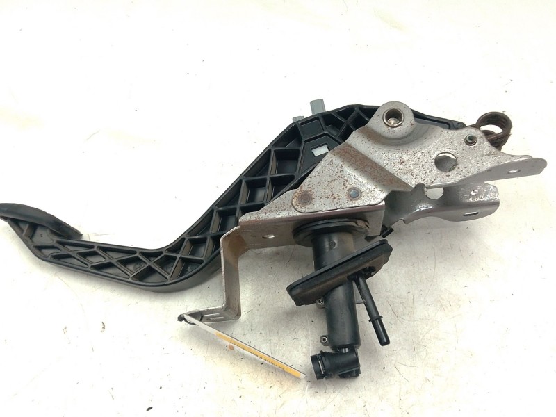 Recambio de pedal embrague para mazda cx-5 (ke, gh) 2.2 d (ke2fw) referencia OEM IAM   