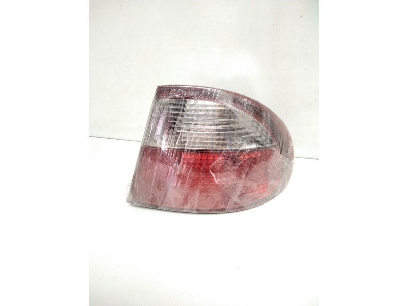 Recambio de piloto trasero derecho para daewoo lanos 1.5 cat referencia OEM IAM 96500232  