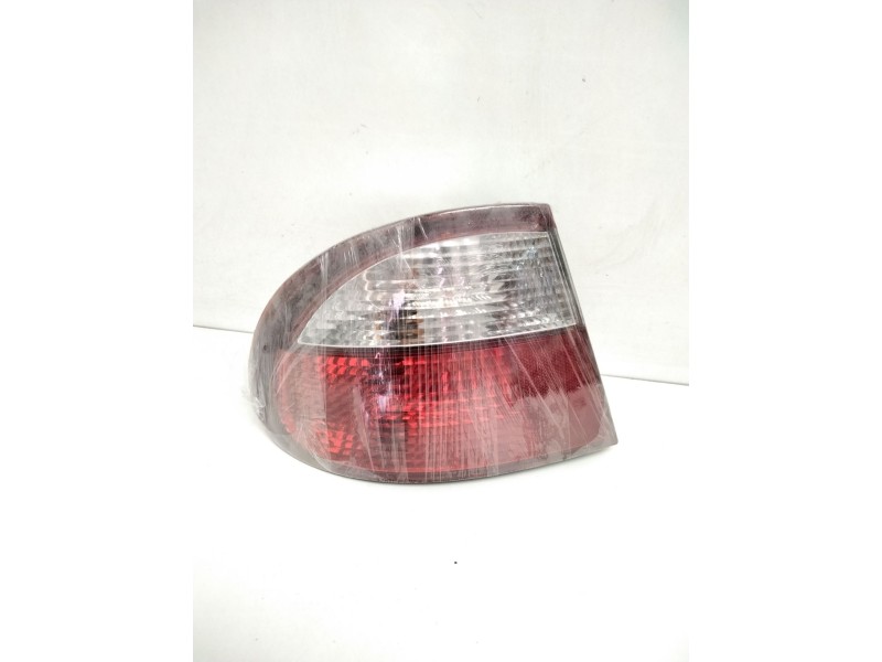 Recambio de piloto trasero izquierdo para daewoo lanos cool referencia OEM IAM 96304618 034616L 