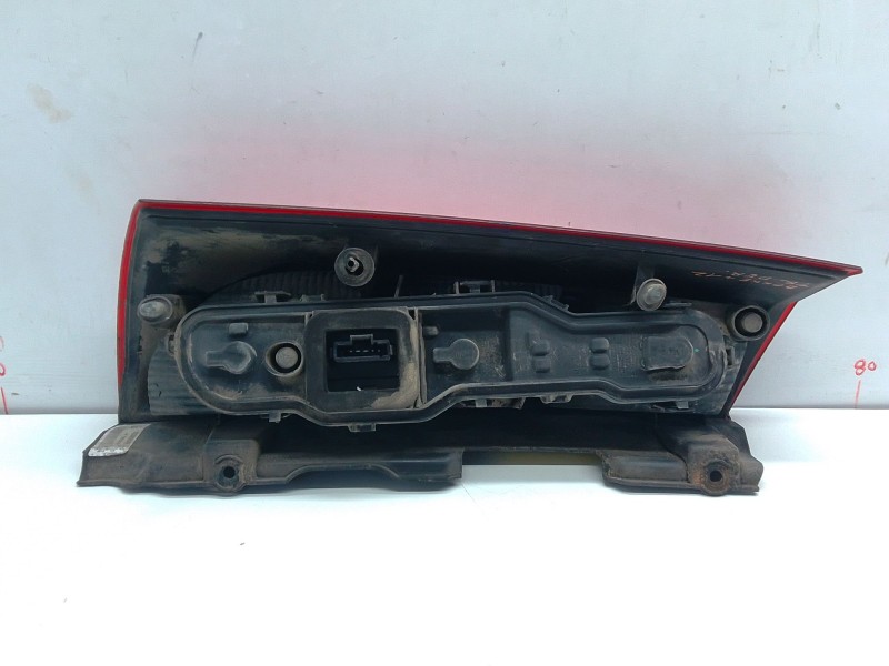 Recambio de piloto trasero derecho para dacia dokker furgoneta/monovolumen 1.5 dci 75 / blue dci 75 (fejw, feah) referencia OEM 