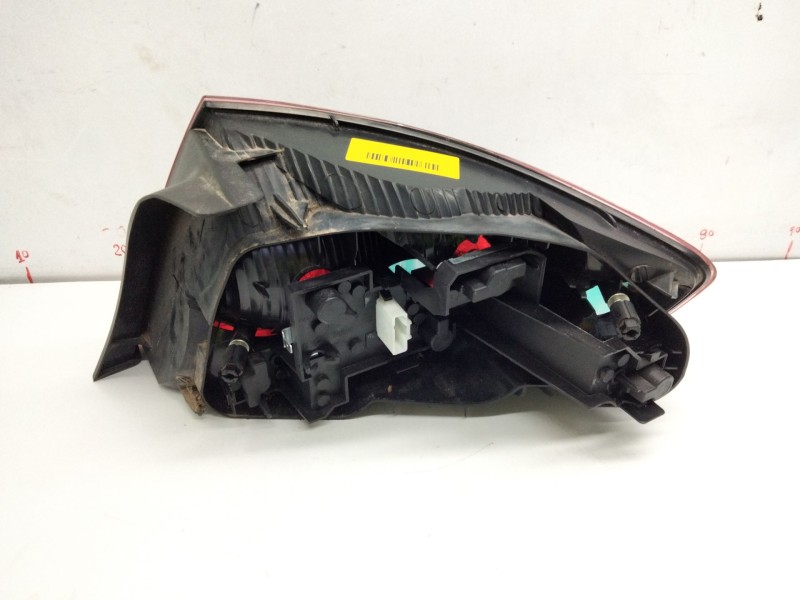 Recambio de piloto trasero izquierdo para peugeot 407 (6d_) 1.6 hdi 110 (6d9hzc, 6d9hyc) referencia OEM IAM   