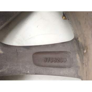 Recambio de llanta aluminio para bmw 1 (f20) 118 d referencia OEM IAM 6796200  