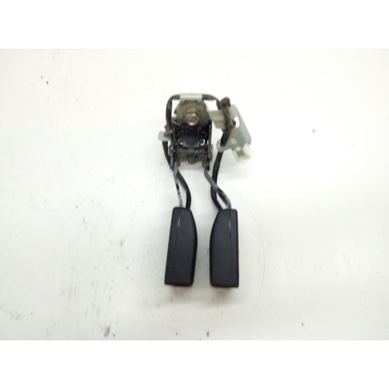 Recambio de enganche cinturon trasero central para mazda cx-5 (ke, gh) 2.2 d (ke2fw) referencia OEM IAM   