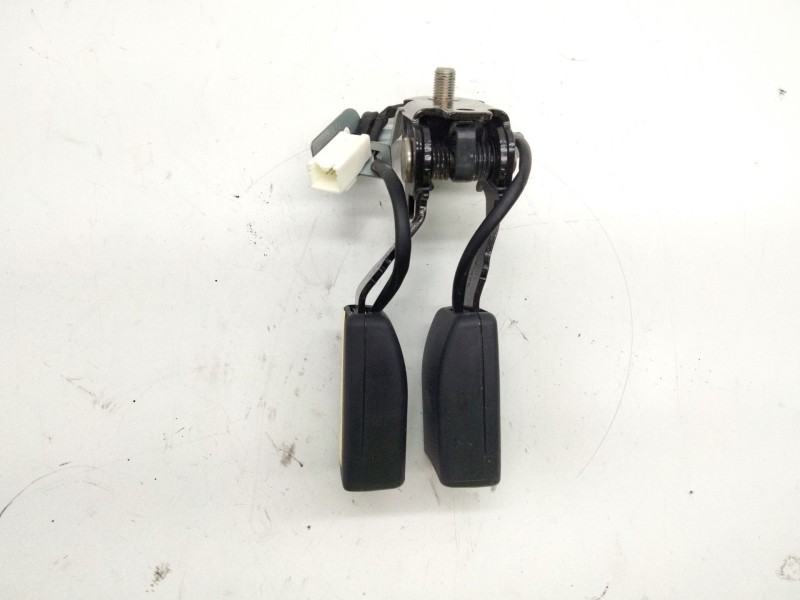 Recambio de enganche cinturon trasero central para mazda cx-5 (ke, gh) 2.2 d (ke2fw) referencia OEM IAM   