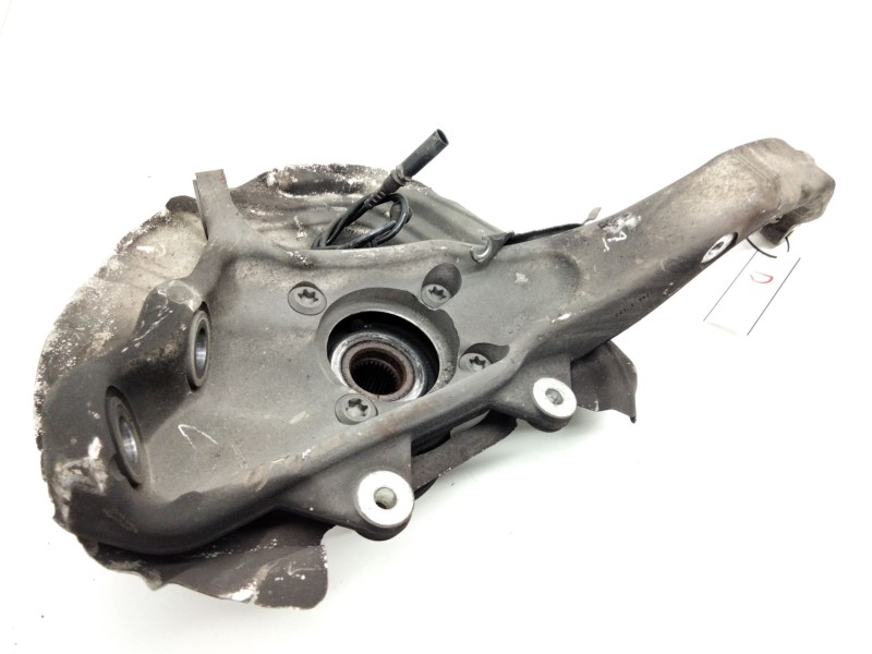 Recambio de mangueta delantera derecha para bmw x5 (e70) 3.0 sd referencia OEM IAM 6773784  