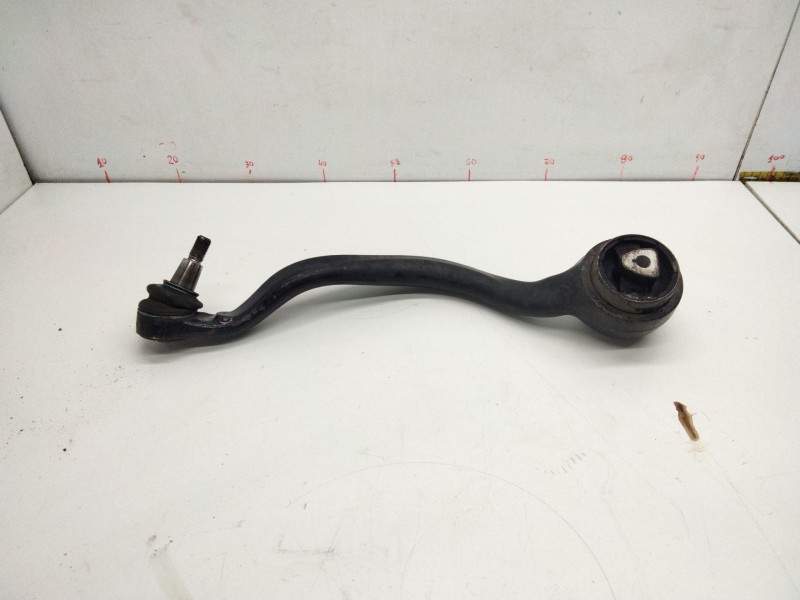 Recambio de brazo suspension inferior delantero izquierdo para bmw x5 (e70) 3.0 sd referencia OEM IAM 677394905  
