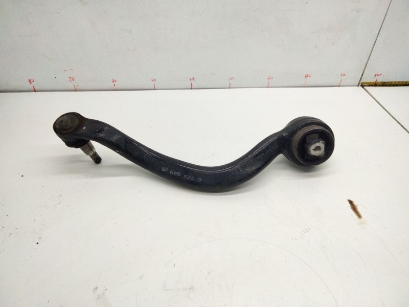 Recambio de brazo suspension inferior delantero izquierdo para bmw x5 (e70) 3.0 sd referencia OEM IAM 677394905  