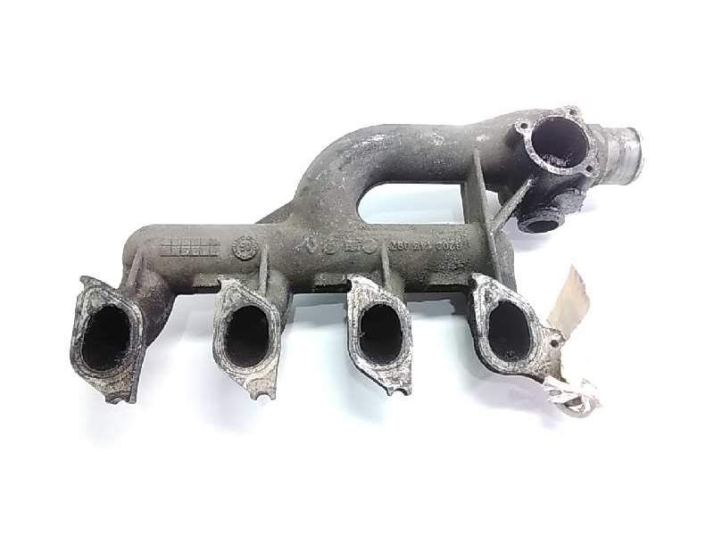 Recambio de colector admision para opel vivaro referencia OEM IAM 820014509  124784