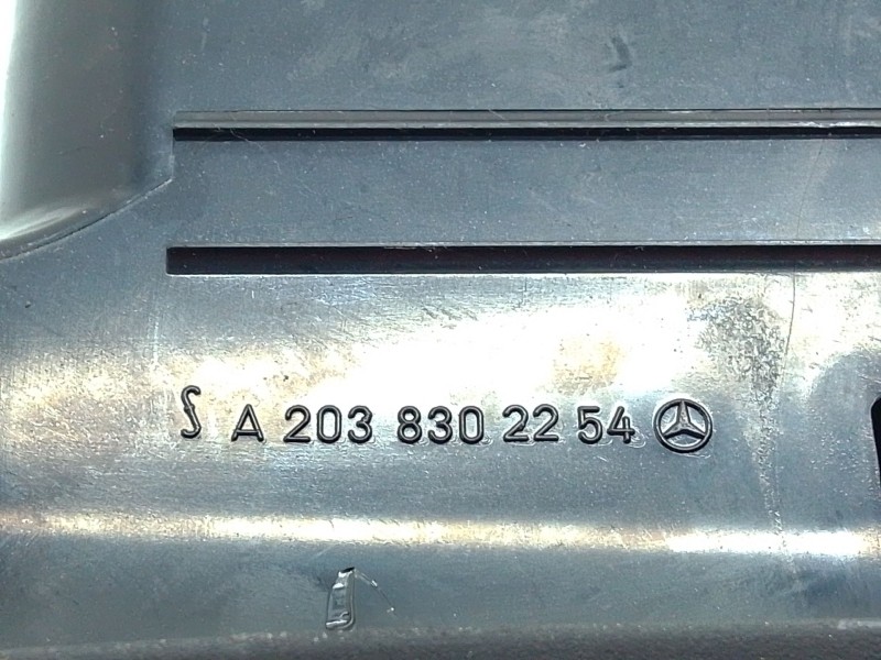 Recambio de aireador central para mercedes-benz clase c (w203) c 220 cdi (203.008) referencia OEM IAM A2038302254  