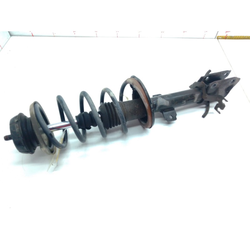 Recambio de amortiguador delantero derecho para dacia duster (hs_) 1.2 tce 125 referencia OEM IAM 8200813791D  