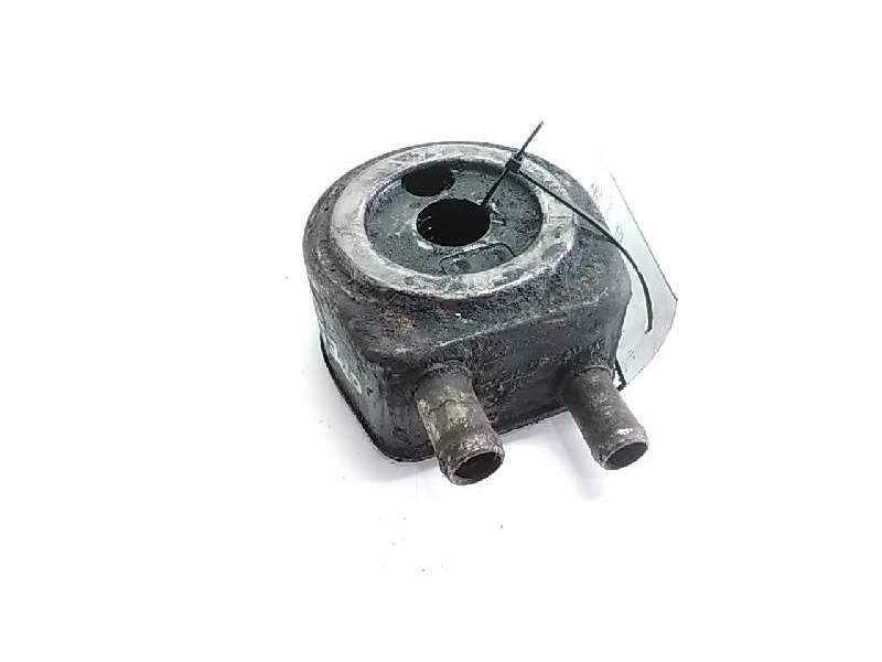 Recambio de enfriador aceite motor para opel vivaro referencia OEM IAM 13743011  124793