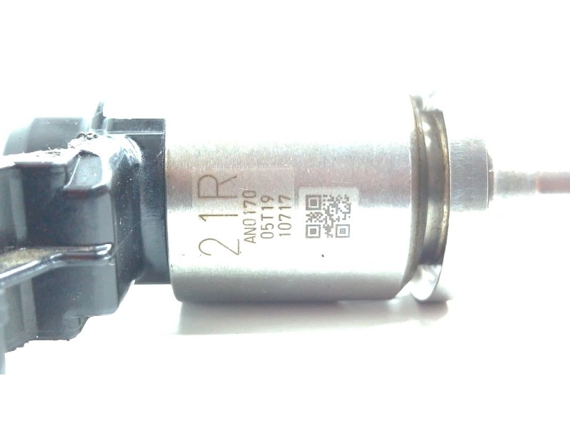 Recambio de inyector para dacia duster (hs_) 1.2 tce 125 referencia OEM IAM   