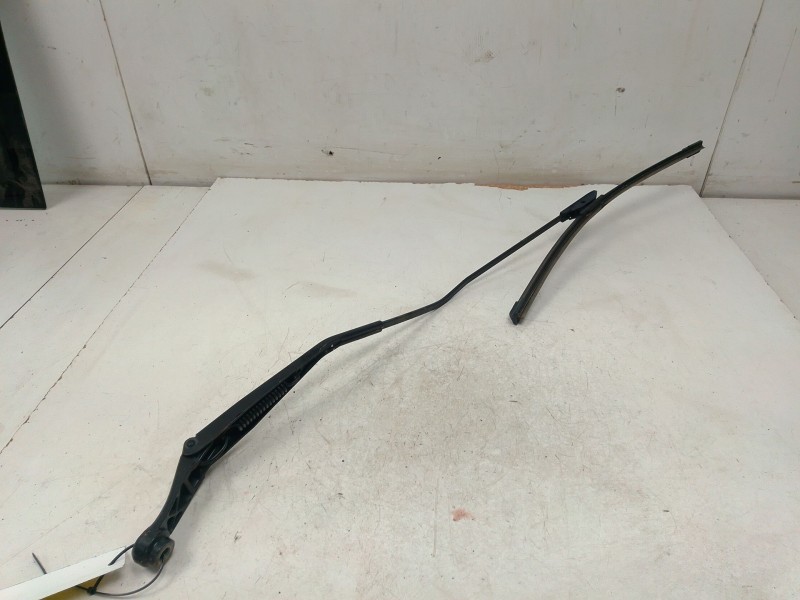 Recambio de brazo limpia delantero derecho para fiat qubo (225_) 1.3 d multijet (225cxb1a, 225axb1a, 225cxb11, 225axb11,... refe