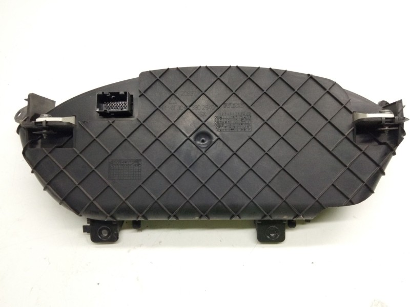 Recambio de cuadro instrumentos para iveco daily v caja/chasis 35c15, 35s15, 40c15, 45c15, 50c15, 60c15, 65c15, 70c15 referencia