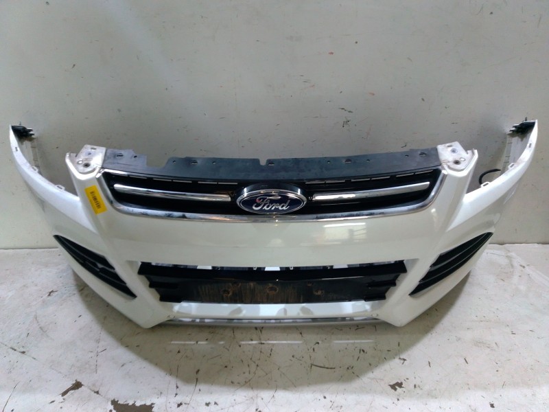 Recambio de paragolpes delantero para ford kuga i 2.0 tdci referencia OEM IAM   