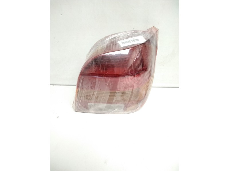 Recambio de piloto trasero derecho para ford fiesta berl./courier surf referencia OEM IAM 89FG13A602 7070864 