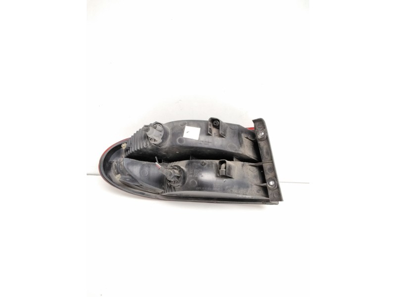 Recambio de piloto trasero derecho para daewoo lanos 1.4 cat referencia OEM IAM 96304519  