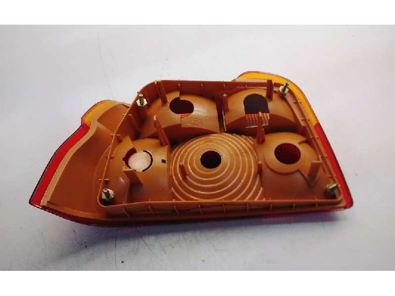Recambio de piloto trasero derecho para ford escort berlina/turnier referencia OEM IAM 91AG13A602  