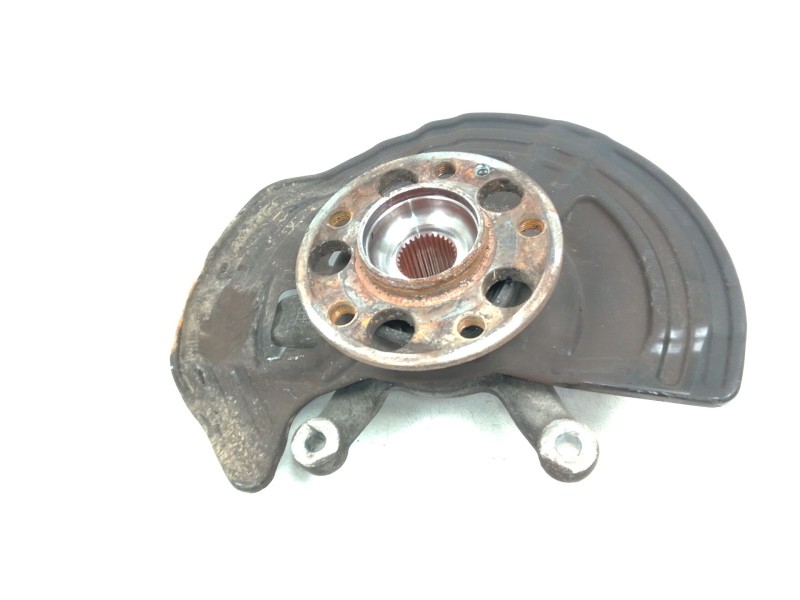 Recambio de mangueta delantera derecha para mercedes-benz clase a (w176) a 200 cdi / d (176.008) referencia OEM IAM A2464210820 