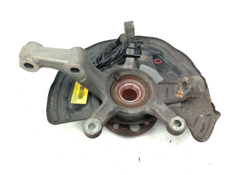 Recambio de mangueta delantera derecha para mercedes-benz clase a (w176) a 200 cdi / d (176.008) referencia OEM IAM A2464210820 