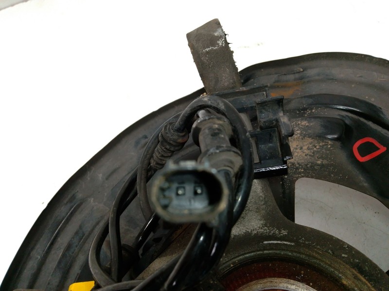 Recambio de mangueta delantera derecha para mercedes-benz clase a (w176) a 200 cdi / d (176.008) referencia OEM IAM A2464210820 
